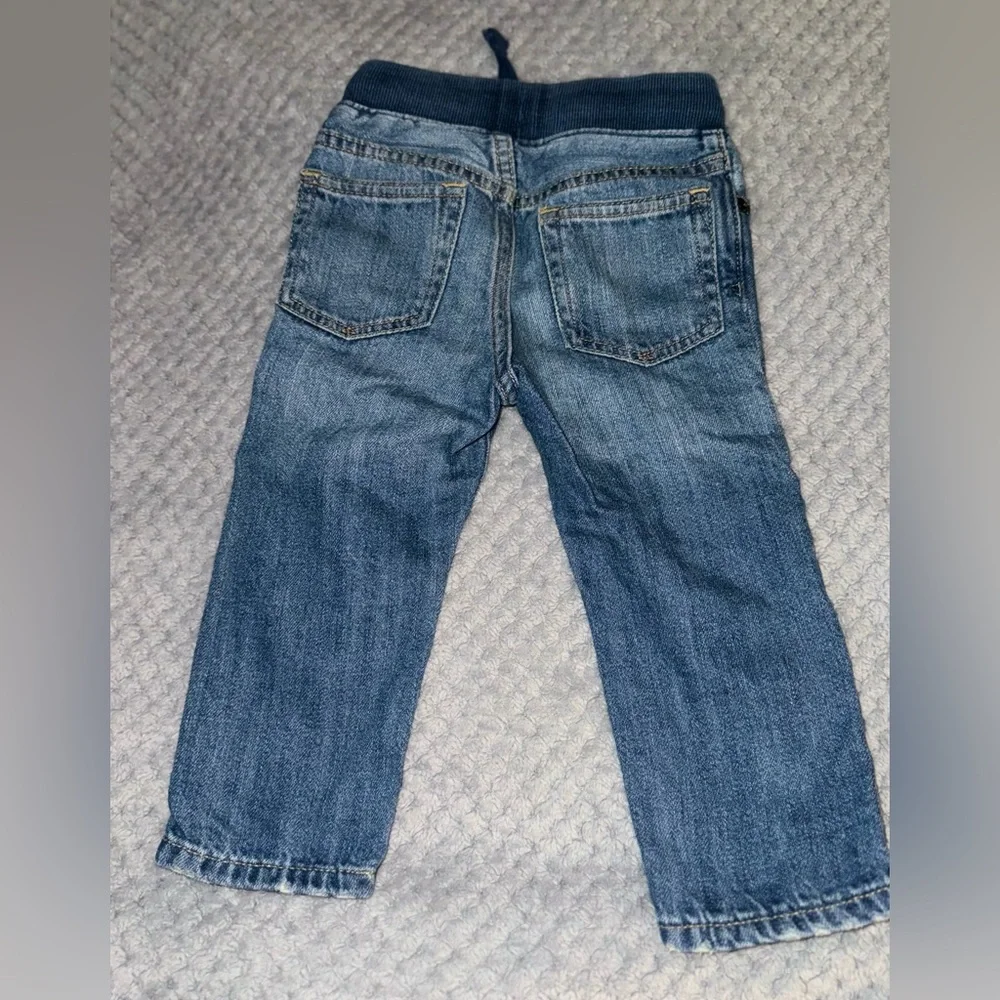 GAP Baby Boys 18-24M Red Shirt Distressed Jeans 2 Piece Set